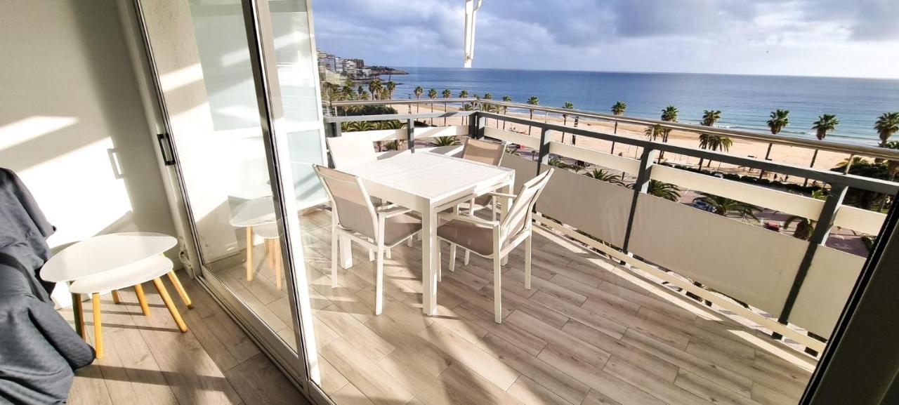 Fantastic Sea View On The Beach ซาลอว์ ภายนอก รูปภาพ