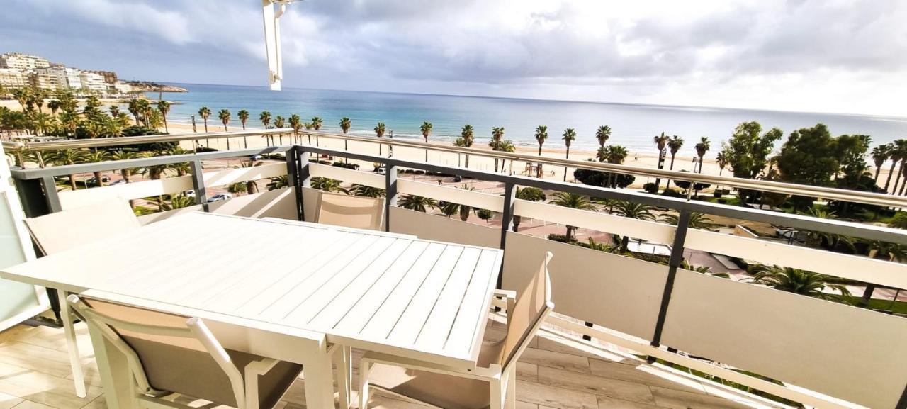 Fantastic Sea View On The Beach ซาลอว์ ภายนอก รูปภาพ